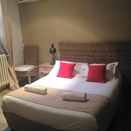 Cote Patio Hotel