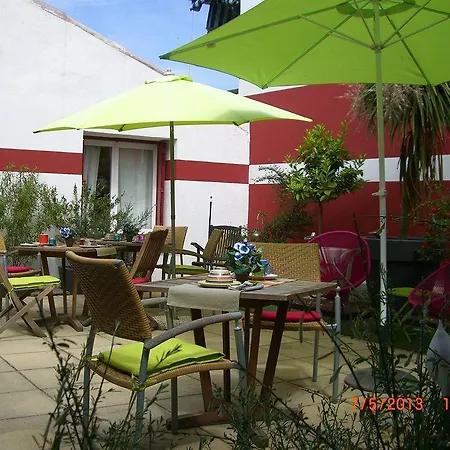 Cote Patio Hotel