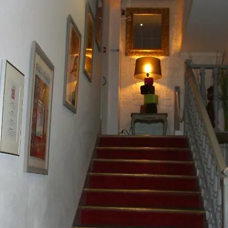 Cote Patio Hotel 3*