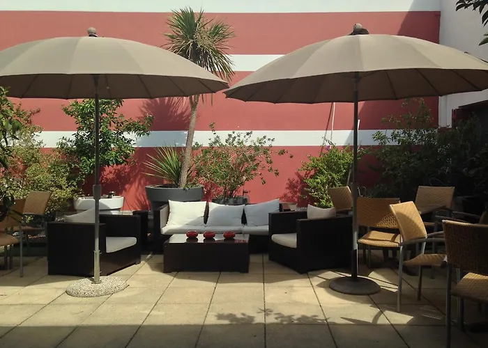 Hotell Cote Patio 3*