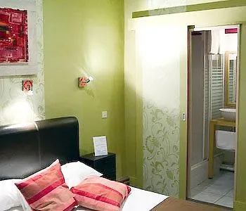 Hotell Cote Patio Nîmes