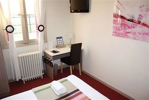 Cote Patio Hotell Nîmes